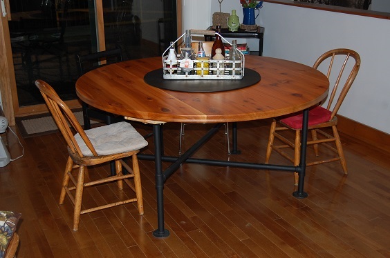 Lazy Sue Table